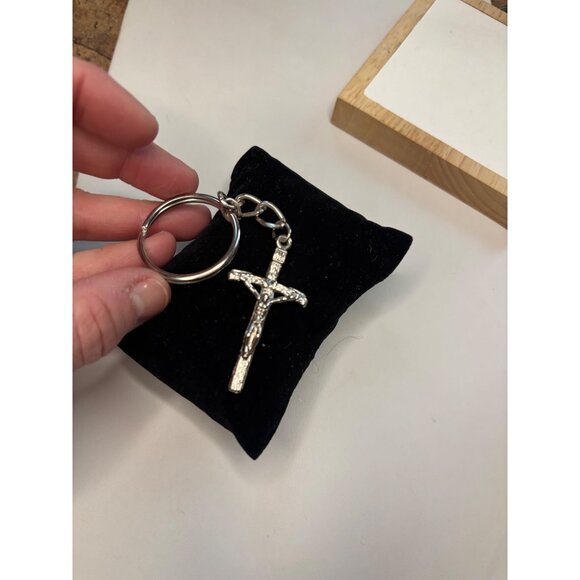 Silver-Tone Crucifix Keychain With Religious Jesus Cross Pendant - Picture 8 of 13